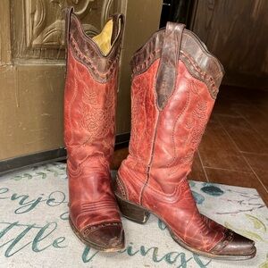 Corral red cowboy boots